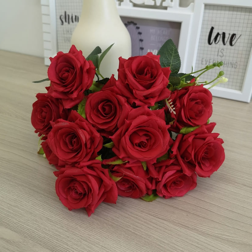 Искусственные цветы в Тихорецке | Цветы искусственные «Розы острые», красные, букет