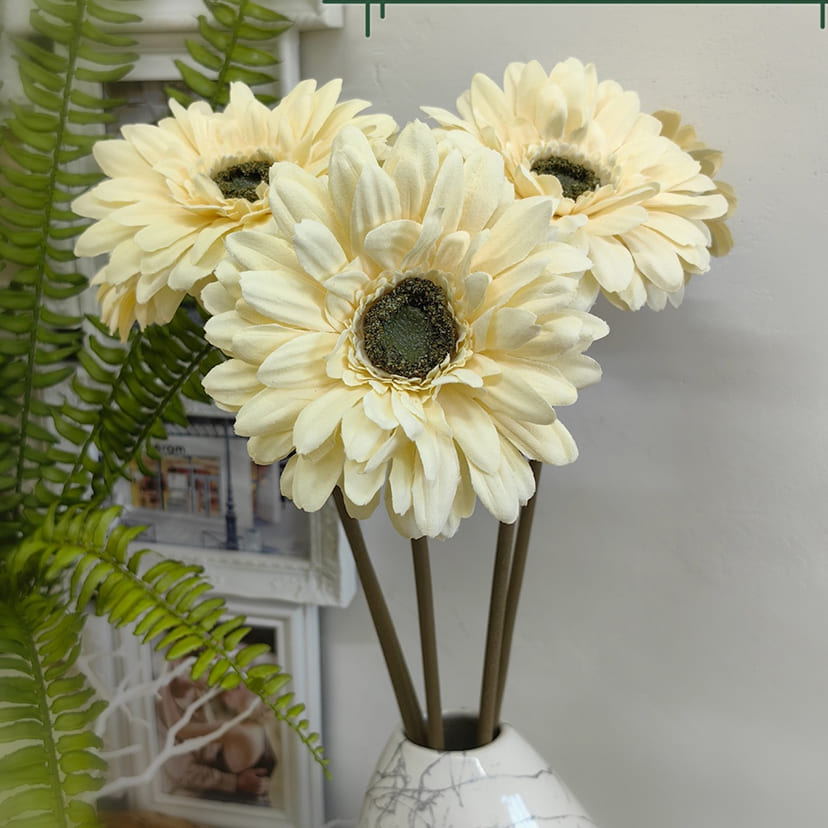 Искусственные цветы в Тихорецке | Цветок искусственный «Гербера», молочно-персиковая, одиночный