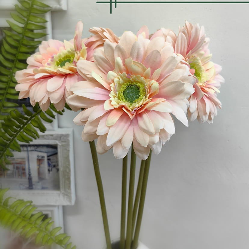 Искусственные цветы в Тихорецке | Цветок искусственный «Гербера», молочно-розовая, одиночный