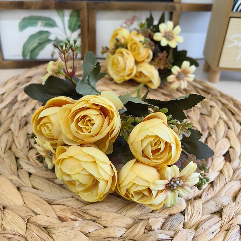 Искусственные цветы в Тихорецке | Цветы искусственные «Камелии с мелкоцветом», желтые, букет