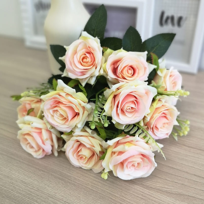 Искусственные цветы в Тихорецке | Цветы искусственные «Розы острые», розовато-молочные, букет